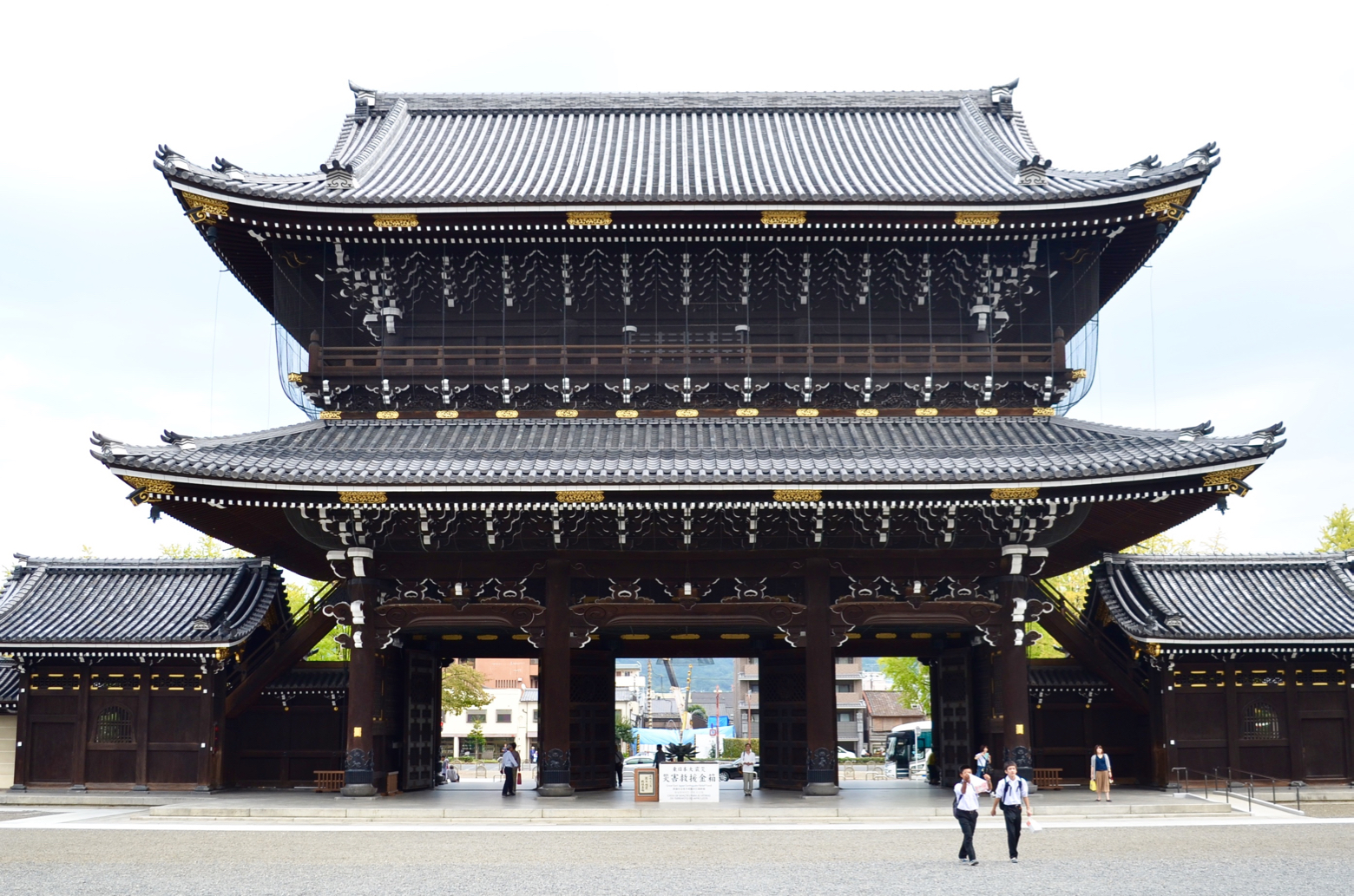 Traveling Tokyo and Kyoto, Higashi Honganji temple Kyoto