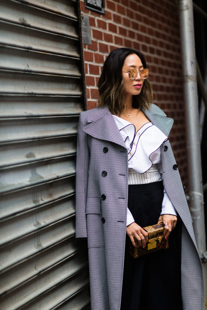 best street style fashion looks of NYFW , Fall 2017 shows, favorite street style looks
