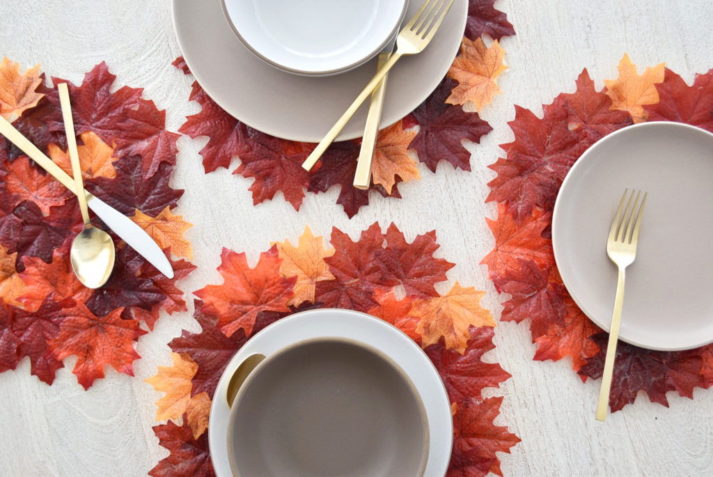 Easy DIY Thanksiving Leaf Placemats, Holiday, Fall Decor