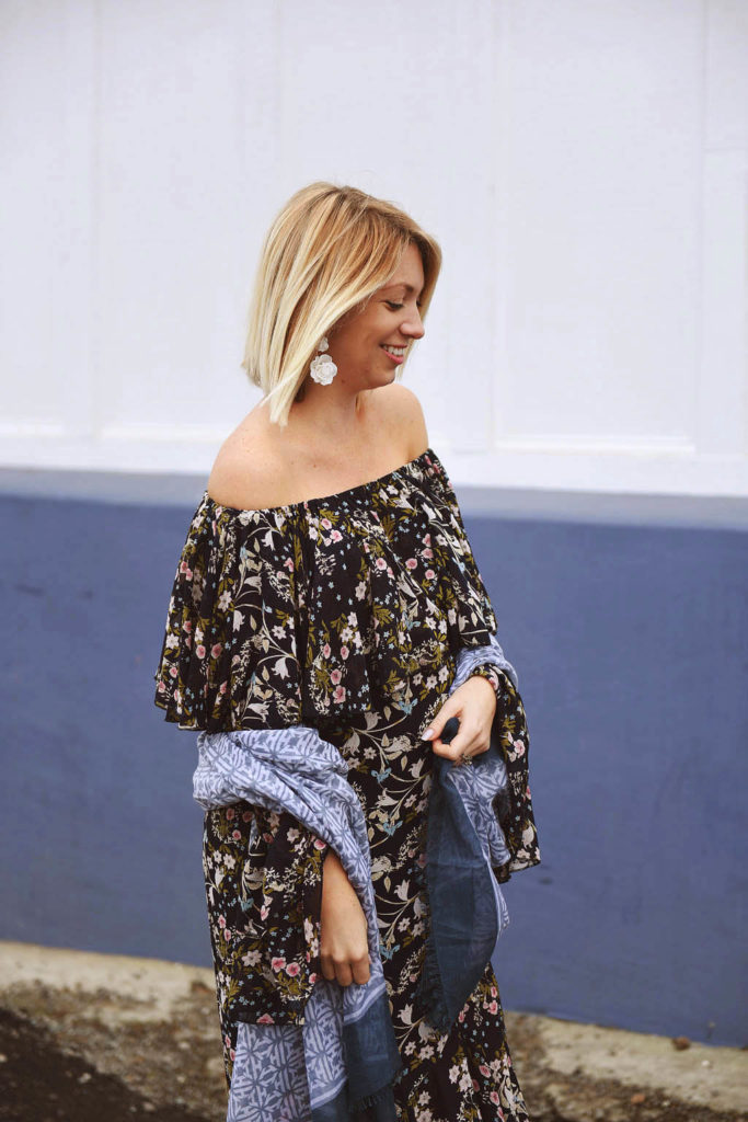 pregnancy style, maternity fashion, rent the runway, stylekeepers floral dress, dress the bump, india hicks scarf