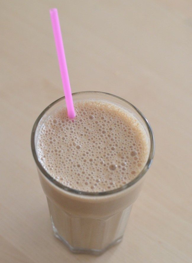 Protein Coffee Kick-Start Smoothie // theStyleSafari