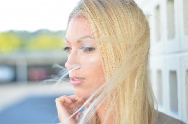 Smoky Eye for blonds // theStyleSafari.com