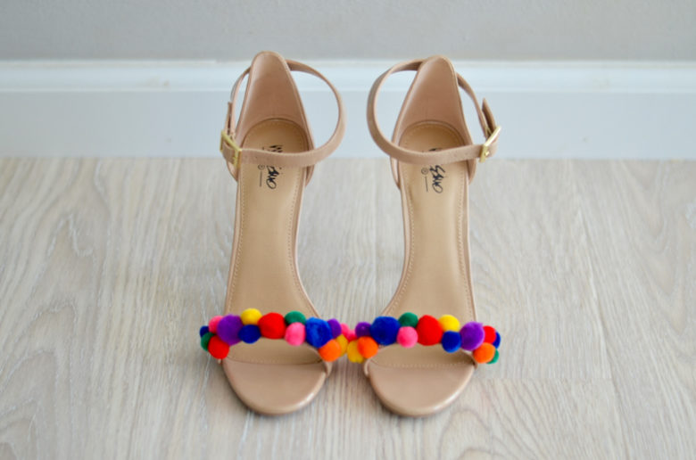 DIY pom pom high heels, Altuzarra looks for less // thestylesafari.com