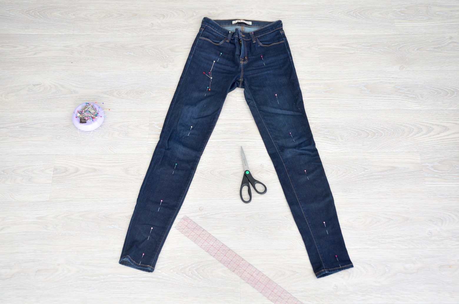 how to DIY vestments inspired two tone jeans, do it yourself by Stefanie Schoen of the Style Safari