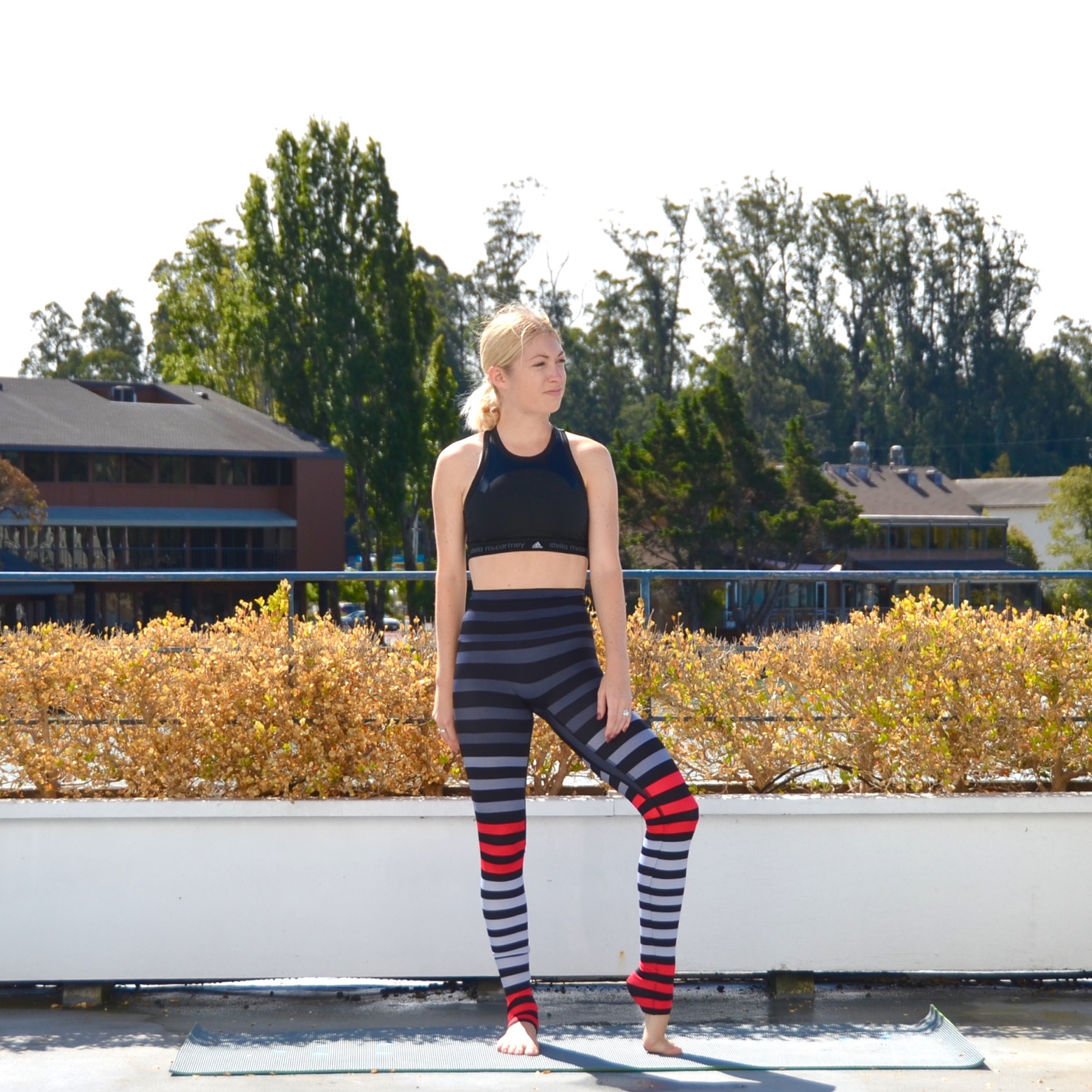 17 of the Best and Worst Yoga and Workout Pants, Review by Stefanie of The Style Safari
