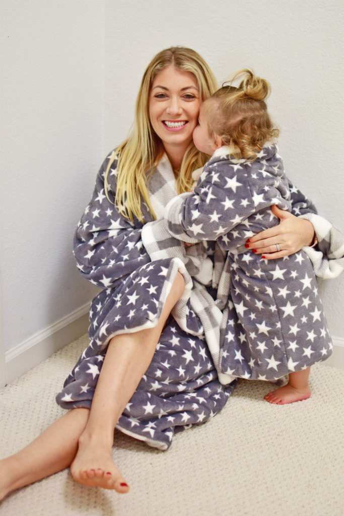 Mommy Daddy Daughter Reversible Robe Gifts with Simplicity Sewing Pattern S10370 2