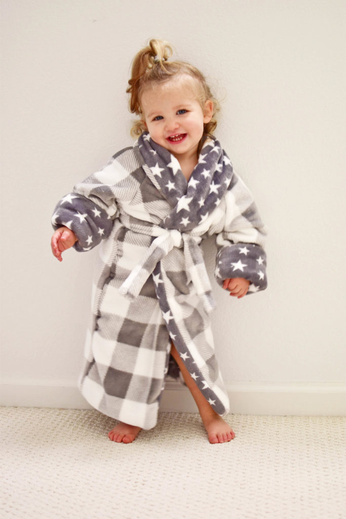 Daddy Daughter Reversible Robe Gifts with Simplicity Sewing Pattern S10370 for toddlers